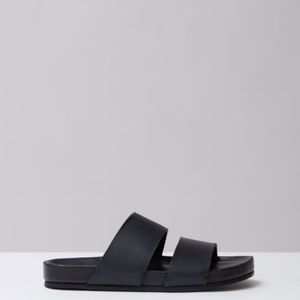 Feit Sandals XS (size 5)